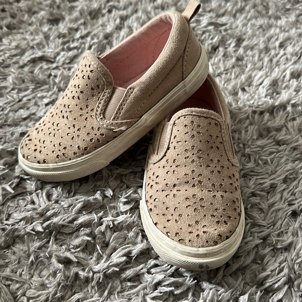 Old navy size 7 slip on shoes